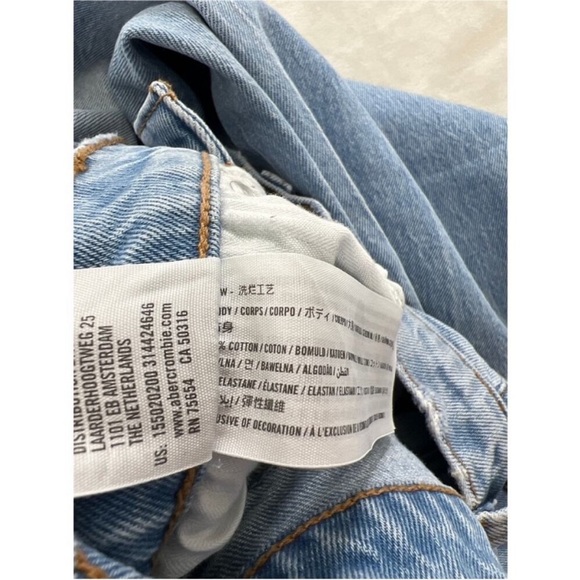 Abercrombie Classic Blue Women's Jeans - Picture 8 of 9